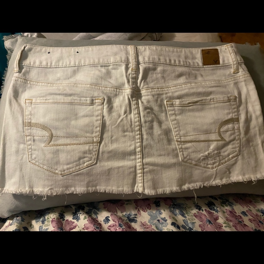 White American Eagle mini size 12
